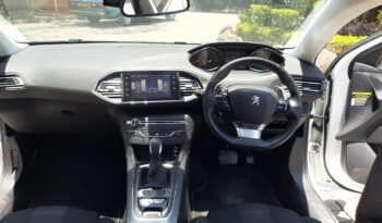 Peugeot 308 2017 full