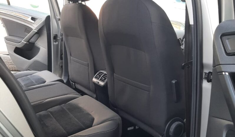 VW Golf Variant full