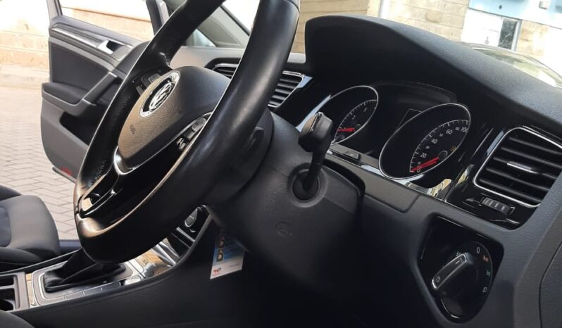 VW Golf Variant full