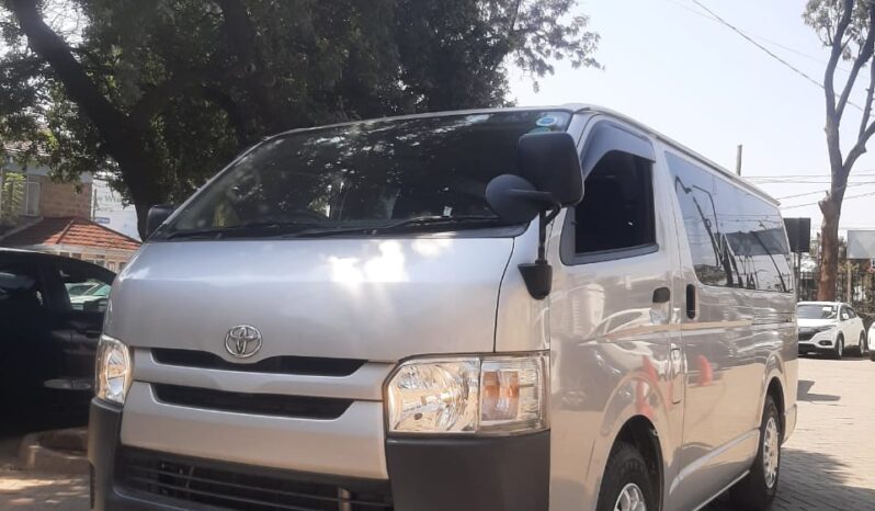 Toyota Hiace 2016 full