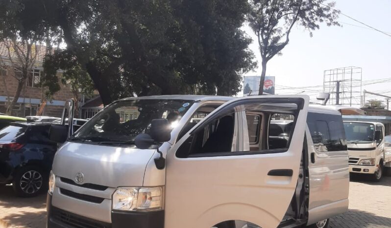 Toyota Hiace 2016 full