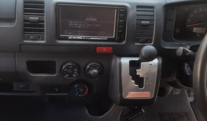 Toyota Hiace 2016 full