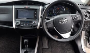 Toyota Fielder Hybrid 2018 full