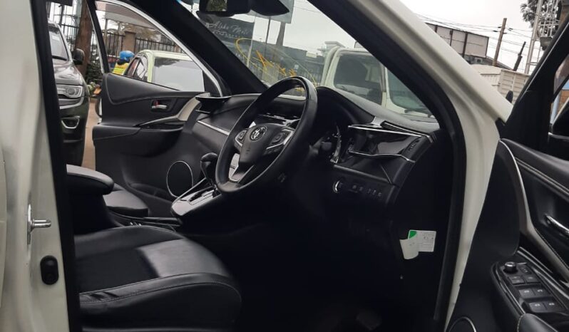 Toyota Harrier Premium 2018 full