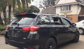 Toyota Fielder Hybrid 2018 full