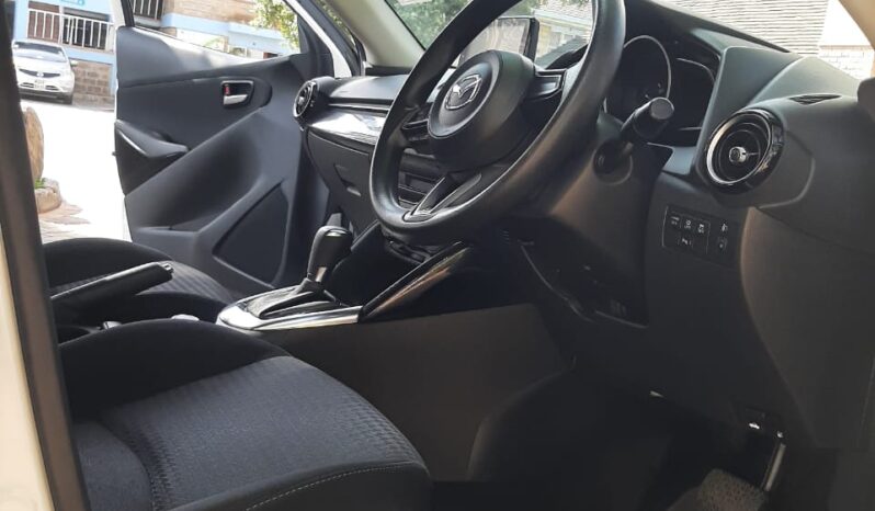 Mazda Demio Diesel full